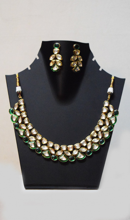 JADAU NECKLACE SET