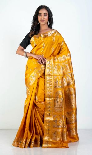 Buy Now Traditional Baluchari Silk Saree at Weavers India – WeaversIndia